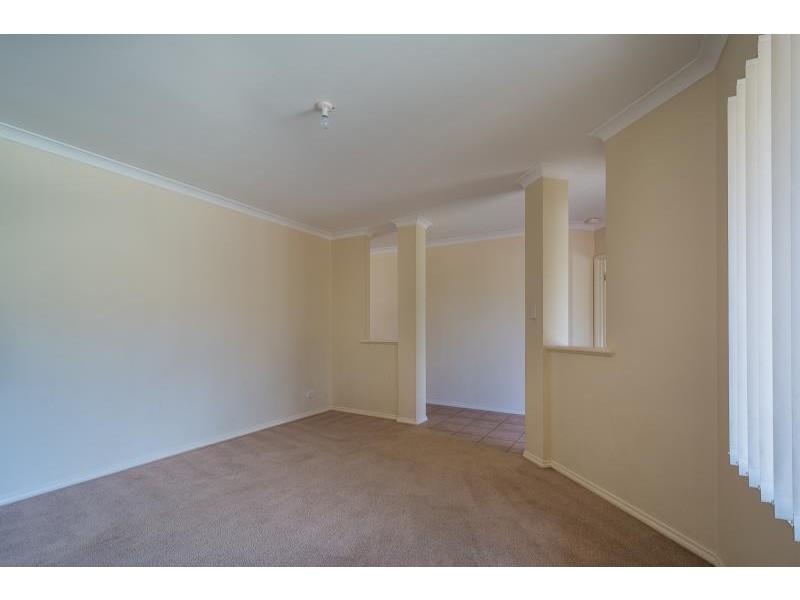 7 Deacon Crest, Yakamia WA 6330