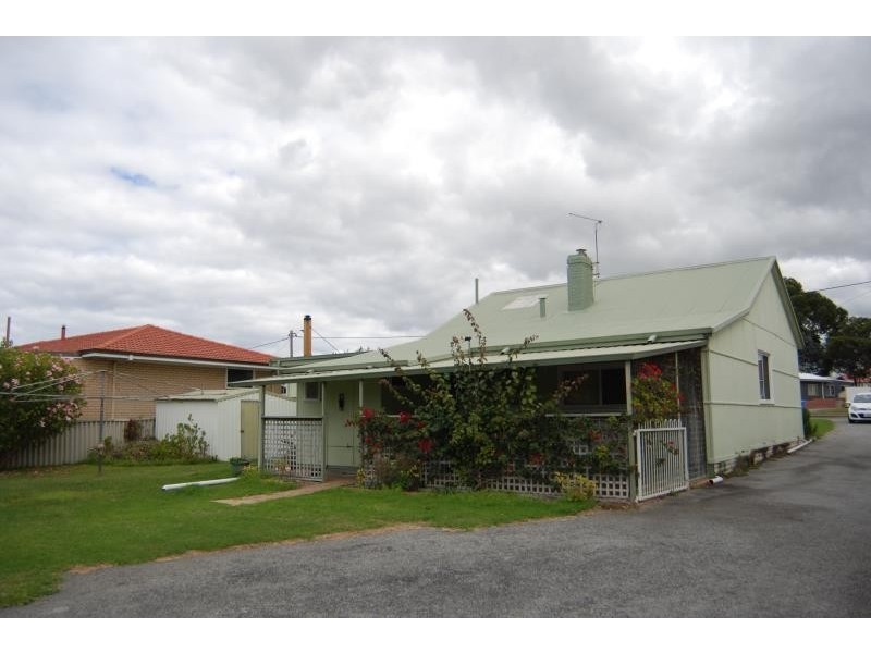 26 Minerva Street, Yakamia WA 6330