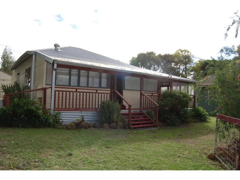 10 Banks Street, Lockyer WA 6330