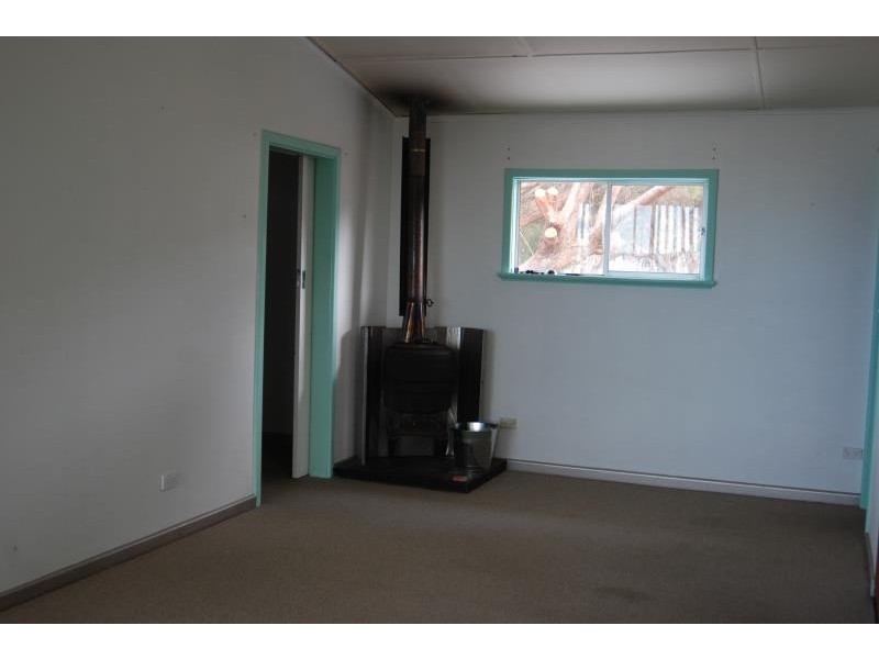 1 Runnymede Street, Goode Beach WA 6330