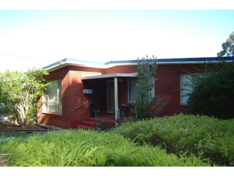 8 Helen Street, Gledhow WA 6330