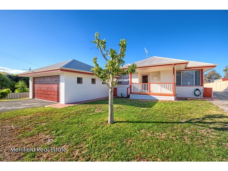 24 Angove Road, Spencer Park WA 6330