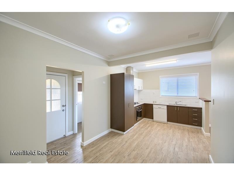 24 Angove Road, Spencer Park WA 6330