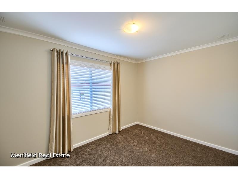 24 Angove Road, Spencer Park WA 6330