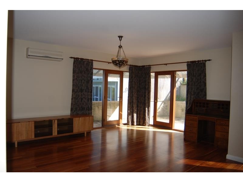 11 Earl Street, Albany WA 6330