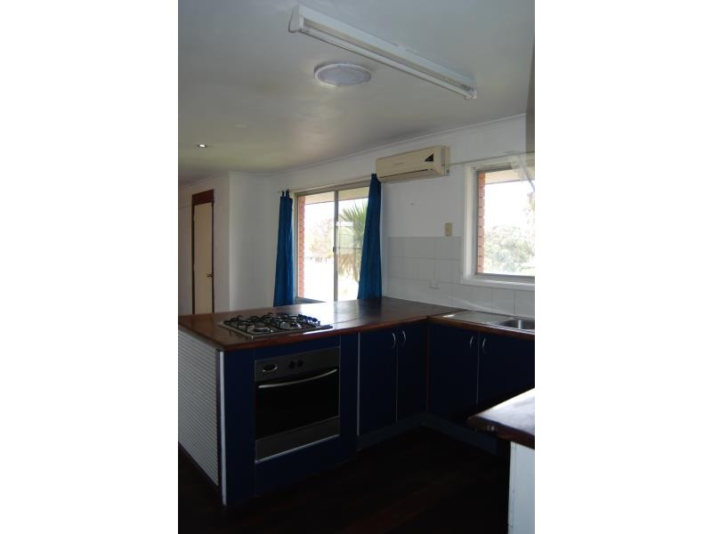 8 Bellingham Street, Spencer Park WA 6330