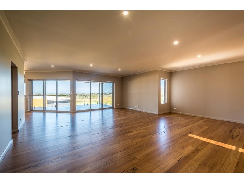 7A Anzac Road, Mira Mar WA 6330