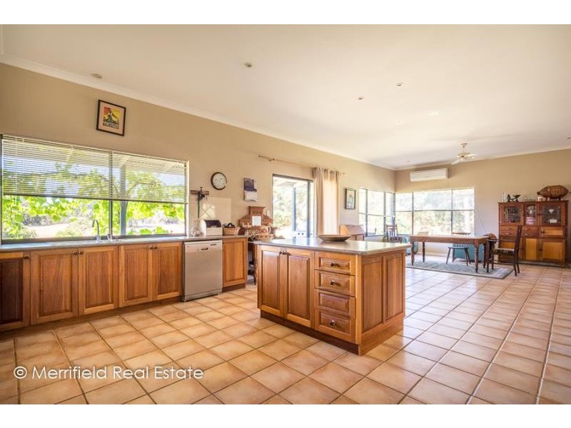 150 Princess Avenue, Robinson WA 6330