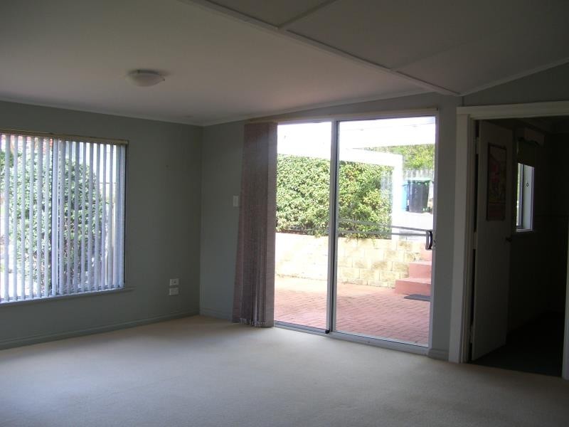 10 Ashwell Street, Mount Melville WA 6330