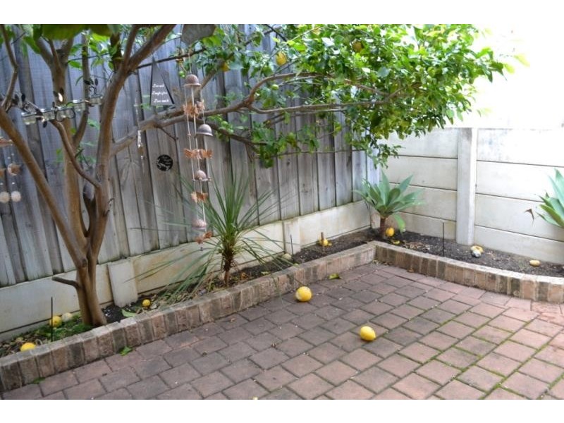 10C Kinsella Street, Joondanna WA 6060