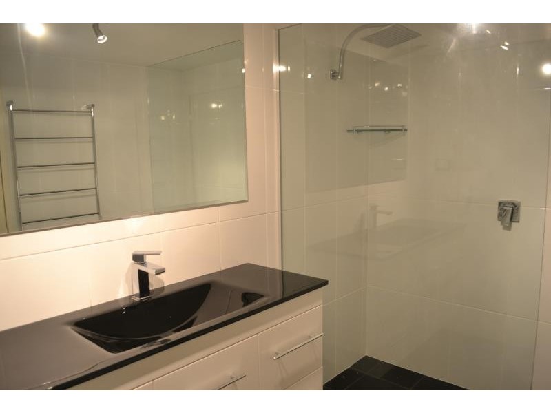 2/443 Rokeby Road, Shenton Park WA 6008