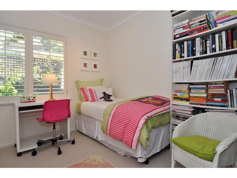 2/443 Rokeby Road, Shenton Park WA 6008