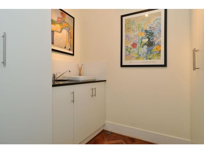 2/443 Rokeby Road, Shenton Park WA 6008