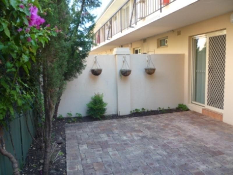 1, 373 Cambridge Street Wembley, Wembley WA 6014