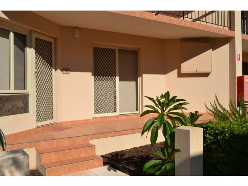 6, 373 Cambridge Street, Wembley WA 6014