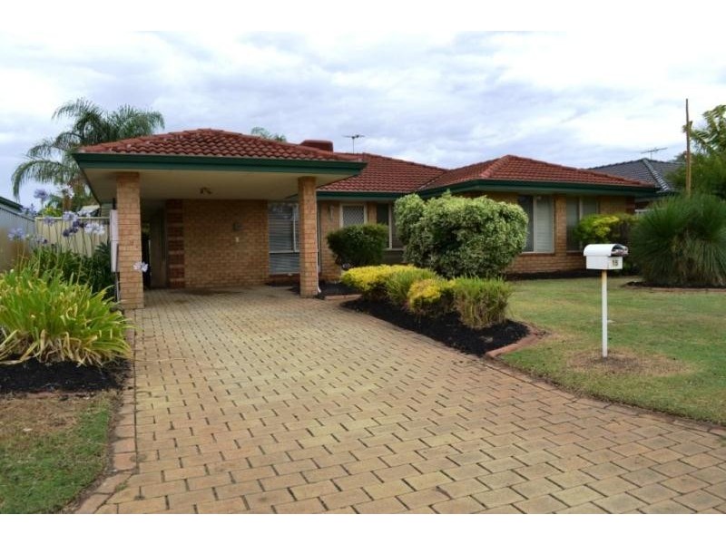 15 Oakfield Retreat, Ballajura WA 6066