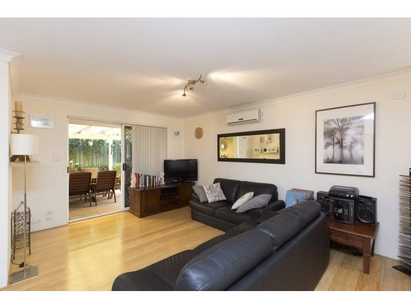 2/119 Kimberley Street, West Leederville WA 6007