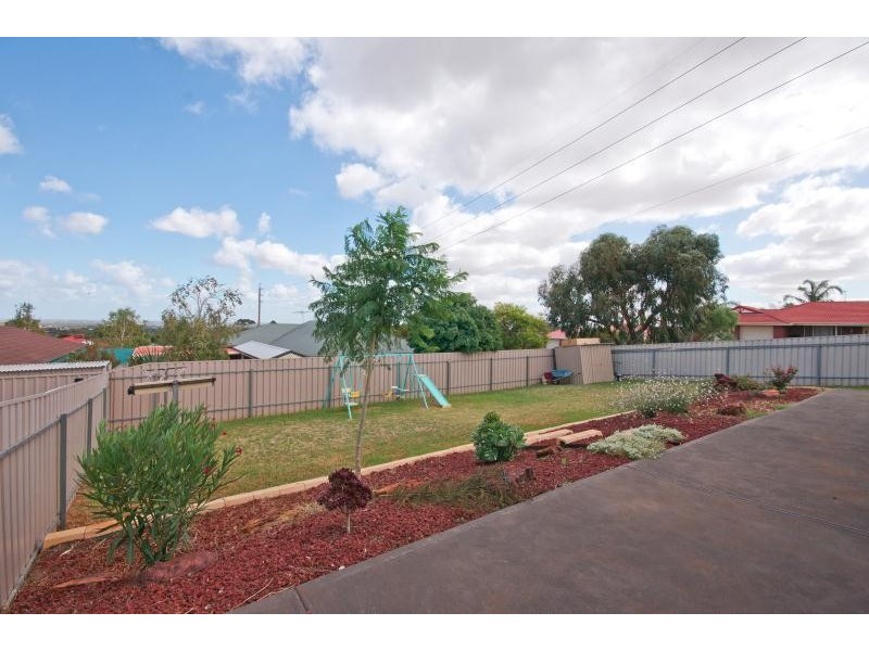 2 Crestview Place, Hillbank SA 5112