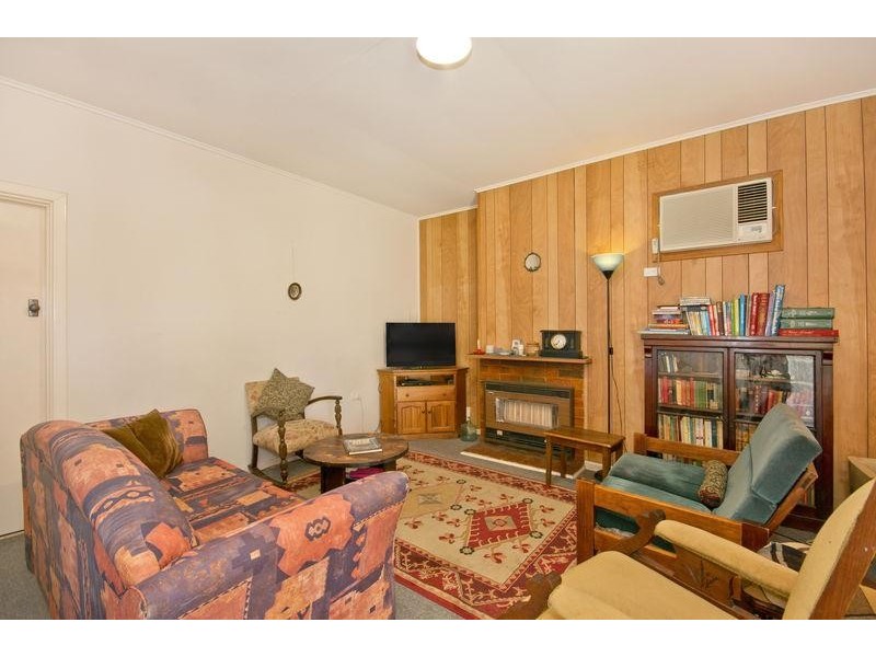 8 Gosfield Crescent, Hampstead Gardens SA 5086