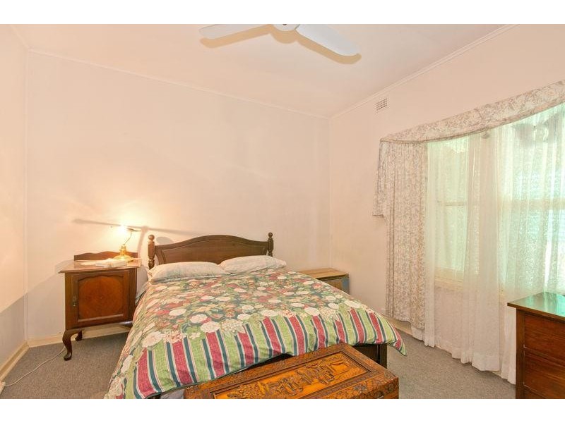 8 Gosfield Crescent, Hampstead Gardens SA 5086