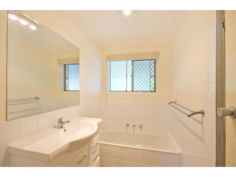 21 Allchurch Avenue, Redwood Park SA 5097