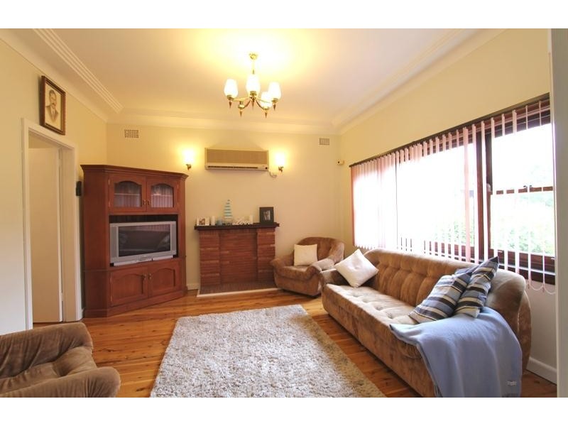 24 Makinson Street, Gladesville NSW 2111