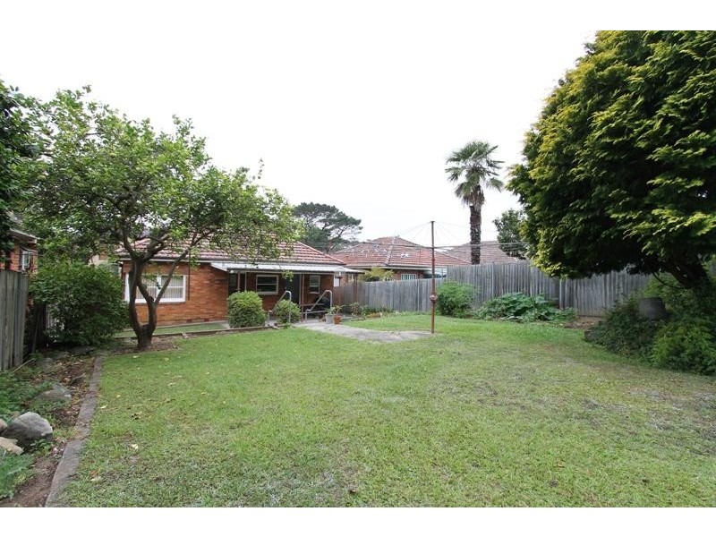 24 Makinson Street, Gladesville NSW 2111