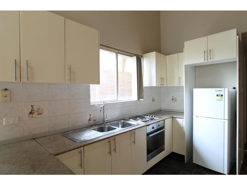 Rear 1/184 Lilyfield Rd (enter via rear), Leichhardt NSW 2040