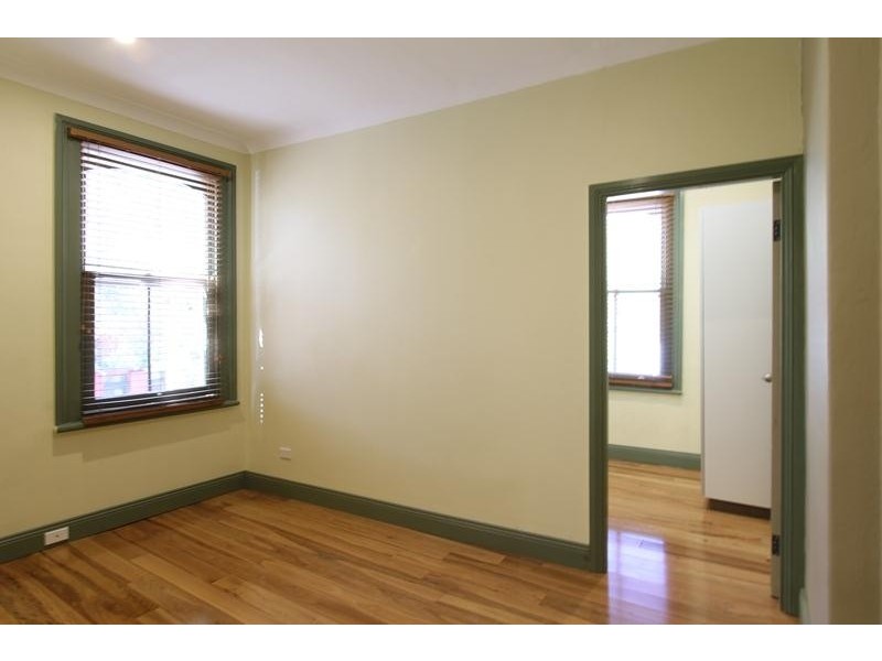 31b Ivy Street, Darlington NSW 2008