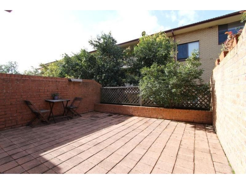 2/78-80 Kings Road, Five Dock NSW 2046