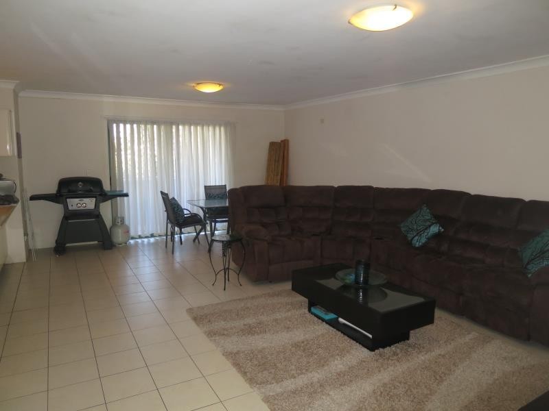 12/8-10 Chertsey Ave, Bankstown NSW 2200