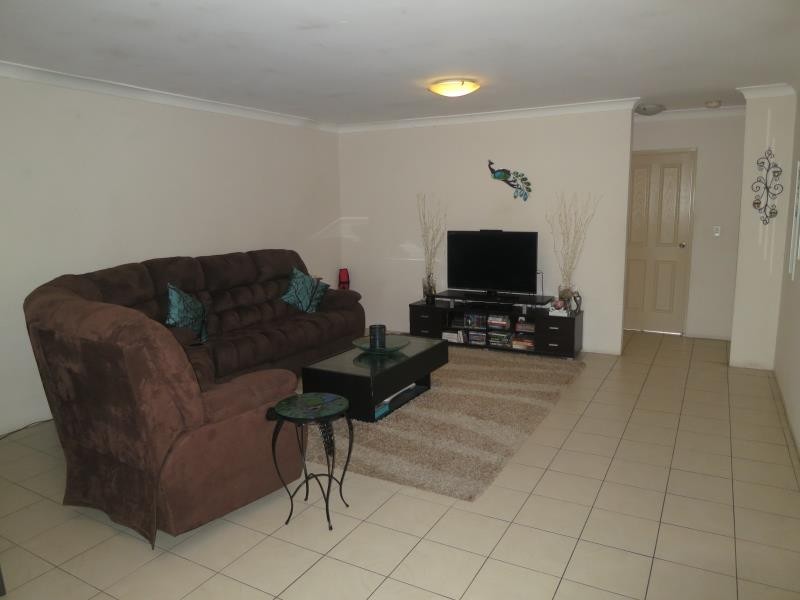 12/8-10 Chertsey Ave, Bankstown NSW 2200