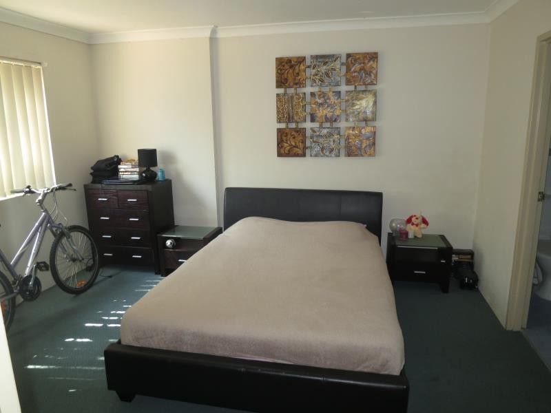 12/8-10 Chertsey Ave, Bankstown NSW 2200