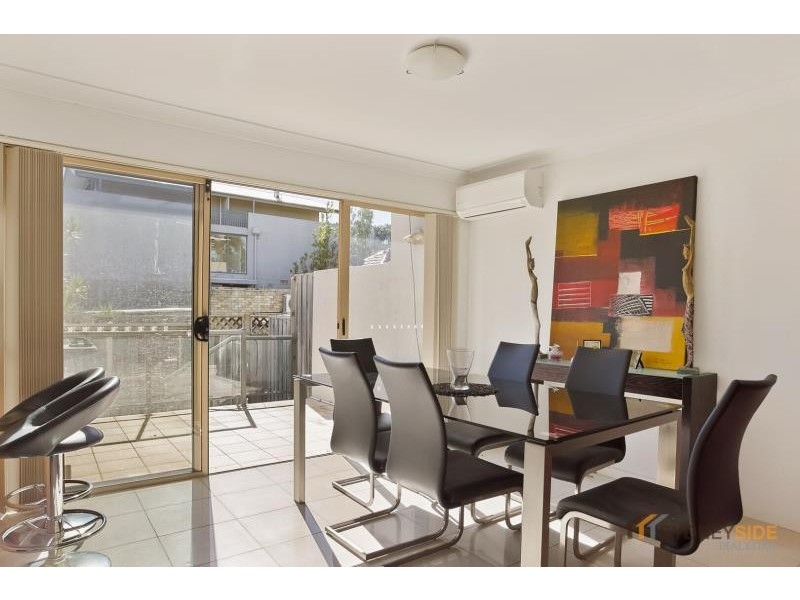 2/7 Rose St, Botany NSW 2019