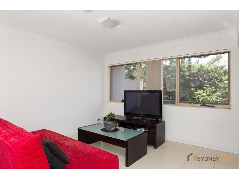 2/7 Rose St, Botany NSW 2019