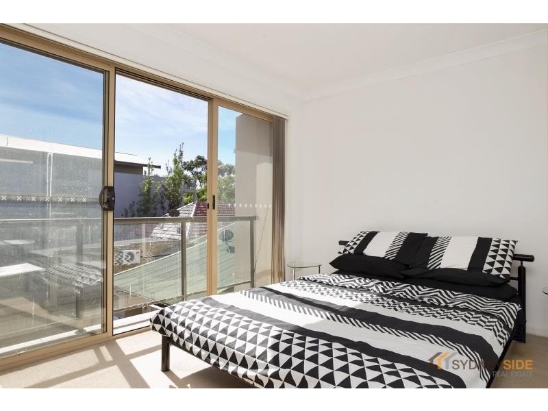 2/7 Rose St, Botany NSW 2019