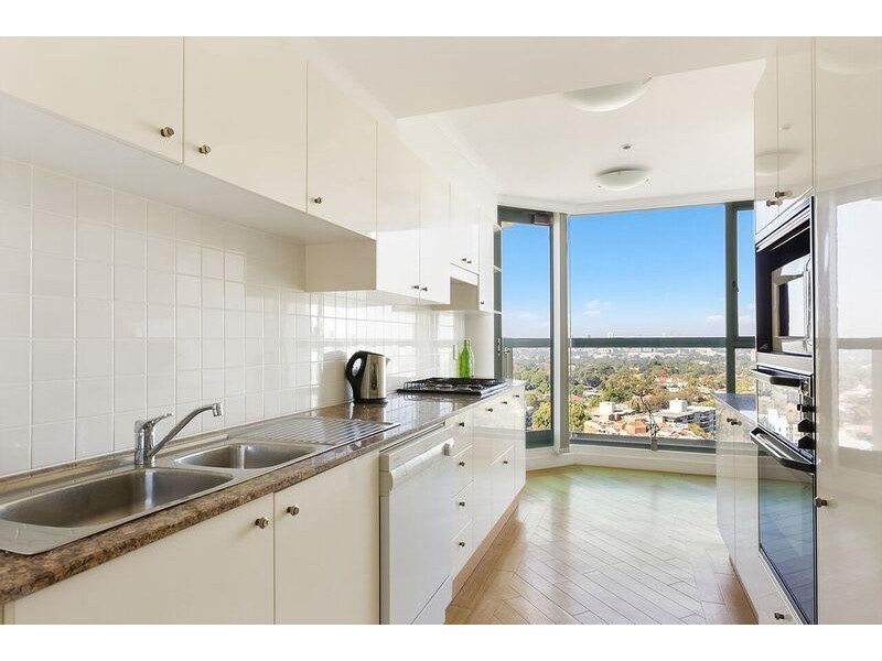 1902/31-37 Victor St, Chatswood NSW 2067