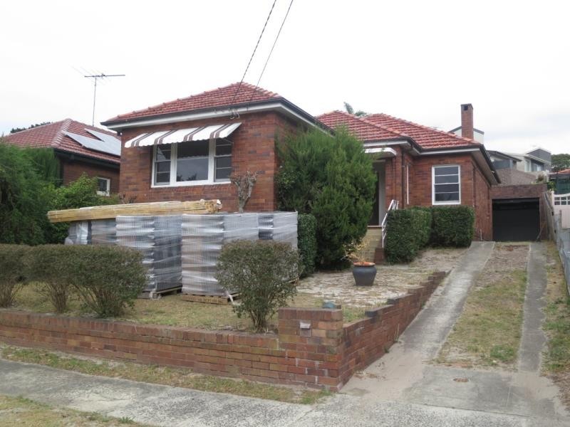 69 Florence Ave, Eastlakes NSW 2018