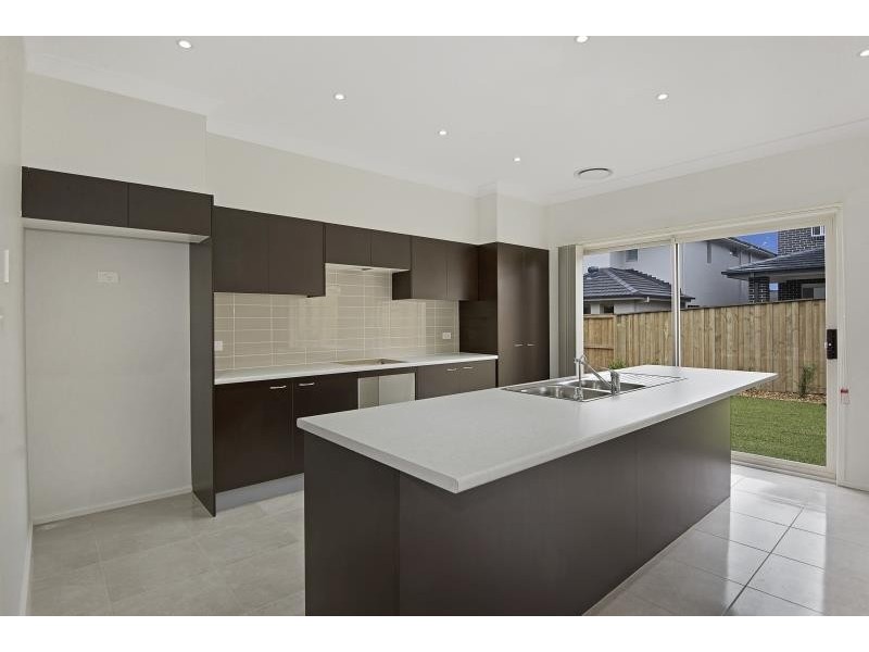 7 Ngara St, Rouse Hill NSW 2155
