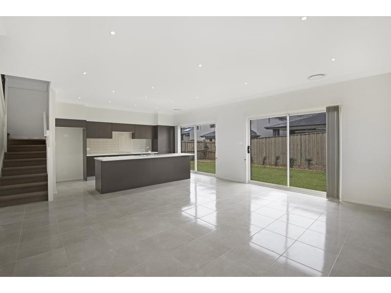 7 Ngara St, Rouse Hill NSW 2155