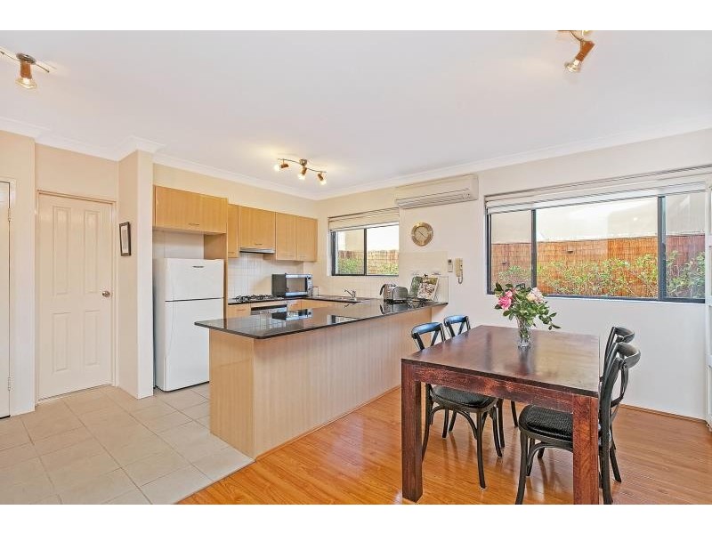 2/51 New Orleans Cres, Maroubra NSW 2035