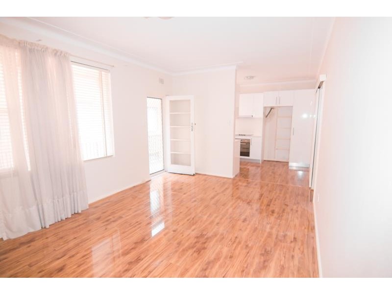 5/10 Garfield St, Carlton NSW 2218