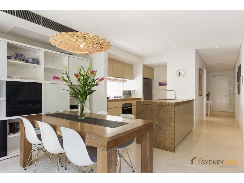 2/112-114 Beach St, Coogee NSW 2034