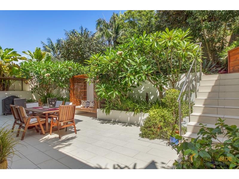 2/112-114 Beach St, Coogee NSW 2034