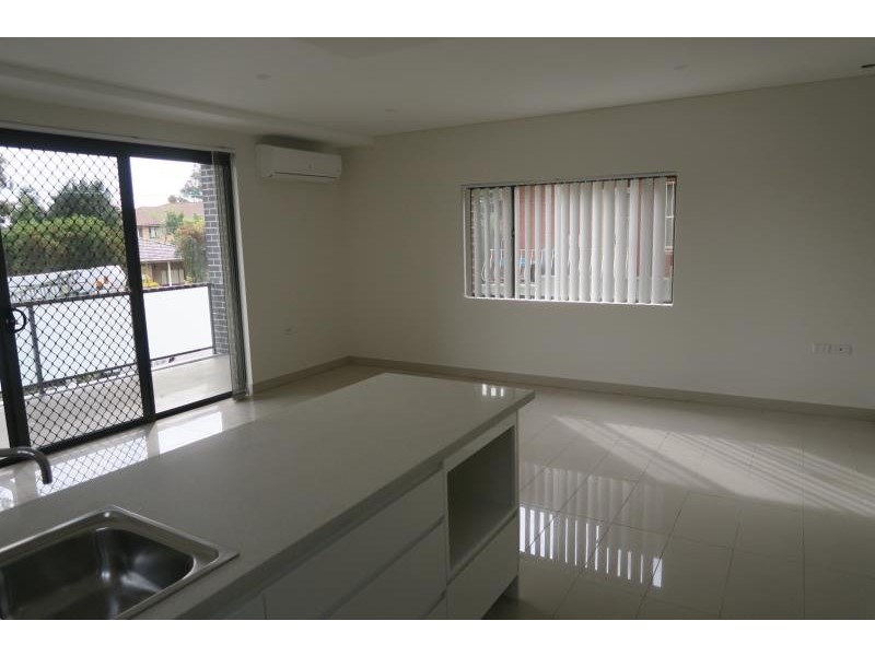 1/34 Denman Ave, Wiley Park NSW 2195