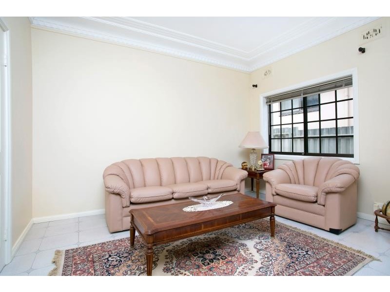 12 Hollywood St, Monterey NSW 2217