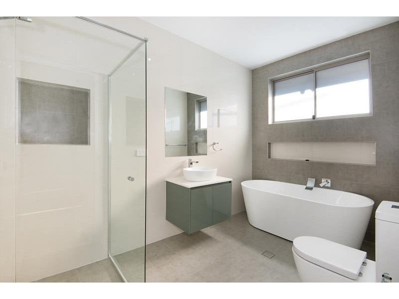 4 Bushpea Ave, Denham Court NSW 2565