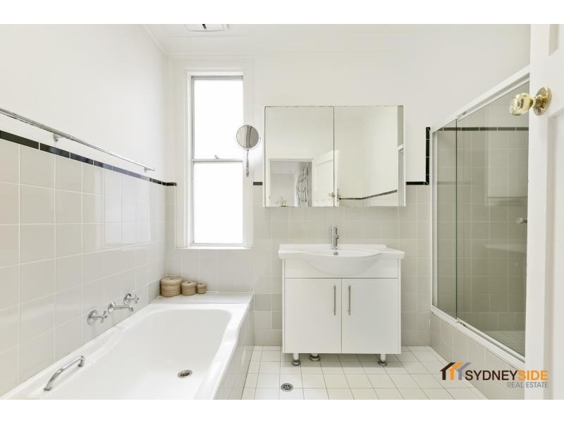 12/121 Darling Point Rd, Darling Point NSW 2027