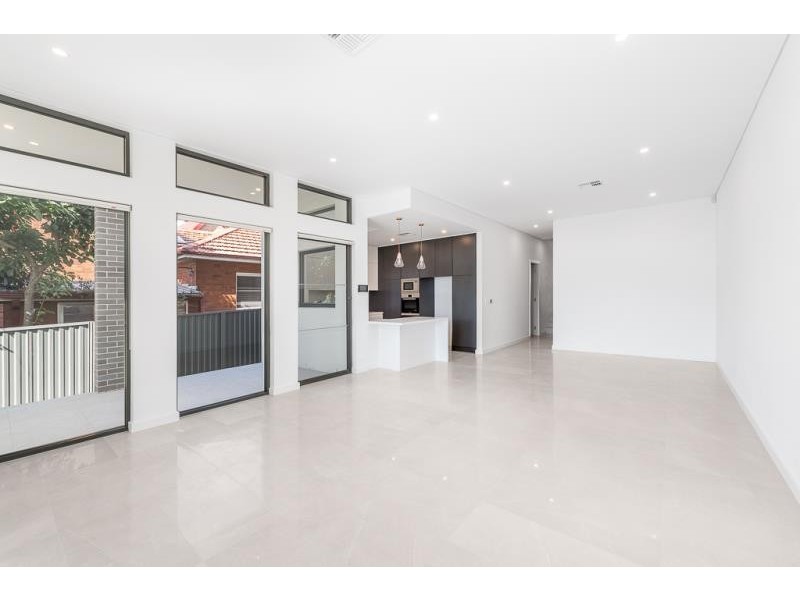 32A Park Rd, Carlton NSW 2218