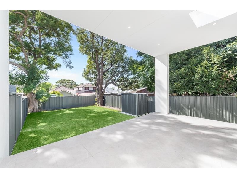 32A Park Rd, Carlton NSW 2218